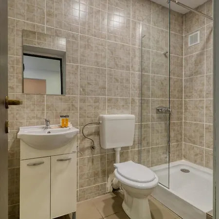 Lejlighedshotel 2 Hidden Gems - U Need - By Uni88