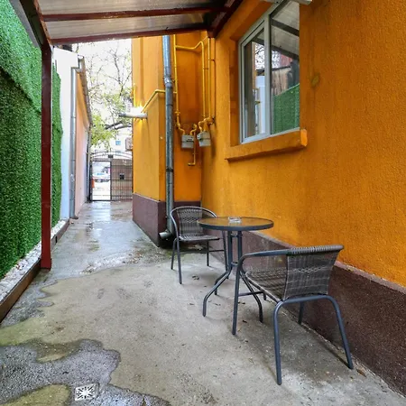 2 Hidden Gems - U Need - By Uni88 Apartmanhotel