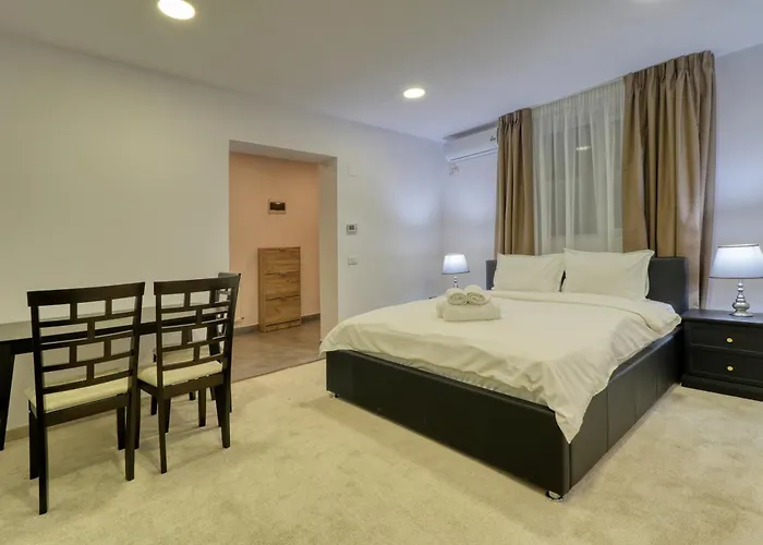 2 Hidden Gems - U Need - By Uni88 Apartahotel